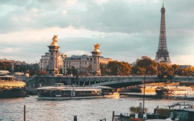 Exploring the Seine: River Cruises Tailored for American Travelers