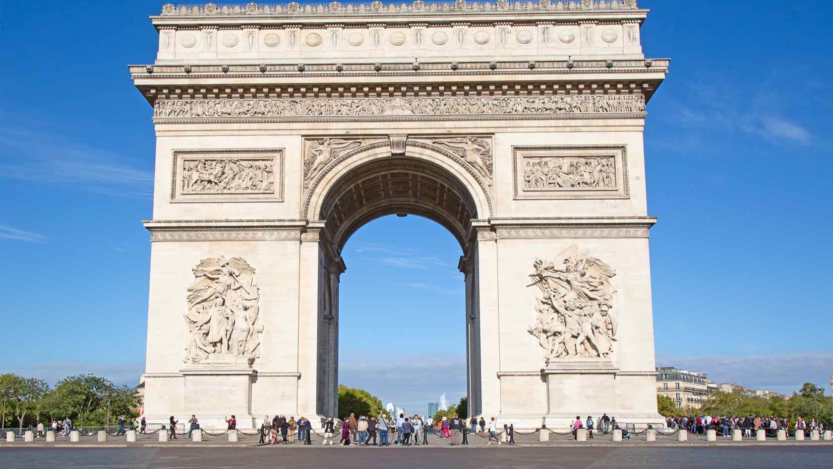 Visiting-the-Arc-de-Triomphe-in-Paris-by-Paris-Perfect1 white cathedral photograph